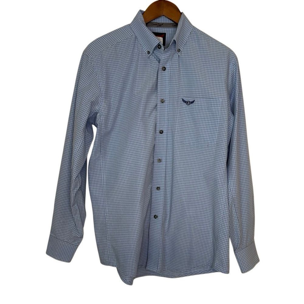 Relentless by Wrangler Blue Button Down Shirt. Size Medium. Excellent Condition!